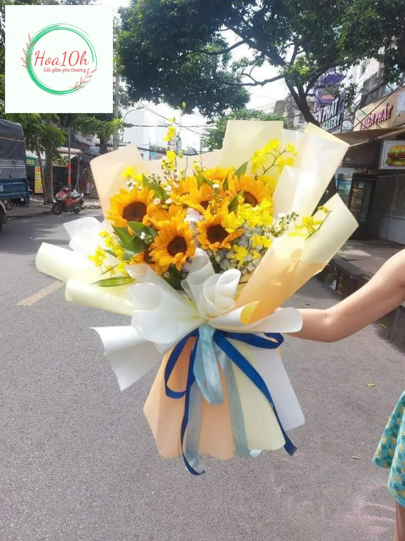 Mẫu hoa hướng dương đẹp tặng ông bà