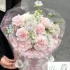 Bó Hoa Cẩm Chướng Hồng, thủy tiên, sao xanh.