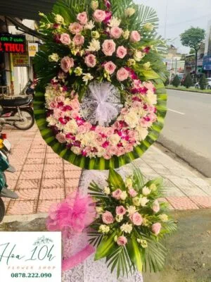 Vòng hoa viếng đám tang- tiễn đưa người quá cố
