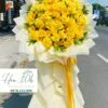 kệ hoa hồng vàng chúc mừng khai giảng năm học mới
