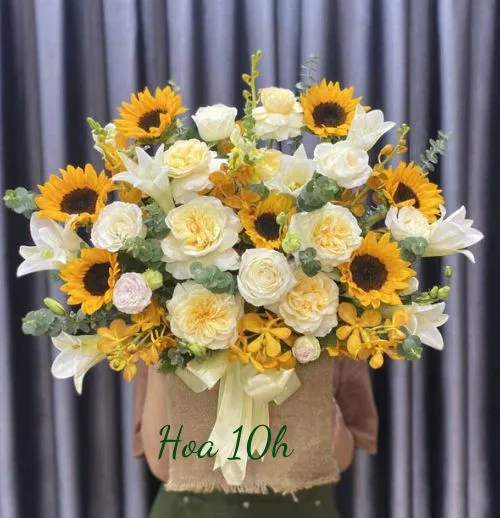 Giỏ hoa hướng dương chúc mừng ngày 20/11 đẹp và ý nghĩa