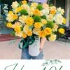 Bình hoa tông vàng xanh lá đẹp, trang trọng