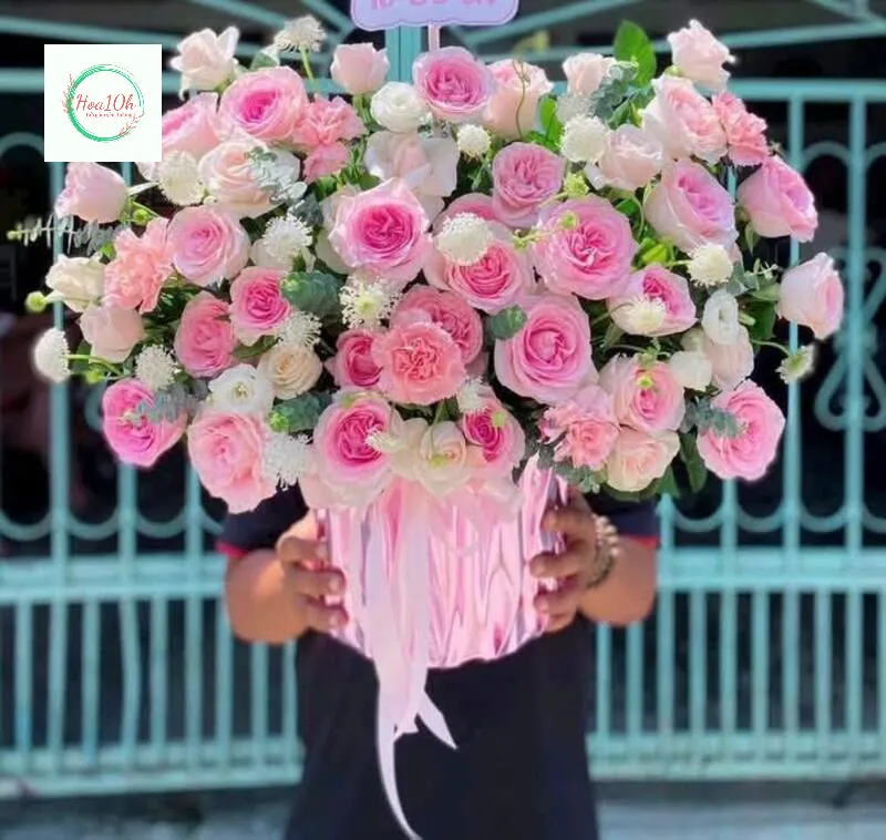 Giỏ ho khai trương tông màu hồng pastel dịu mắt