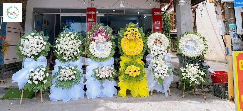 Mẫu kệ hoa viếng đẹp