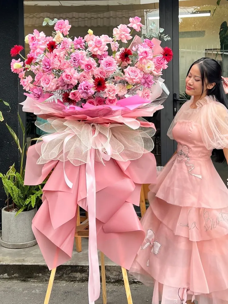 Mua kệ hoa khai trương giá tốt, nhiều mẫu mã - chỉ có tại shop hoa 10h