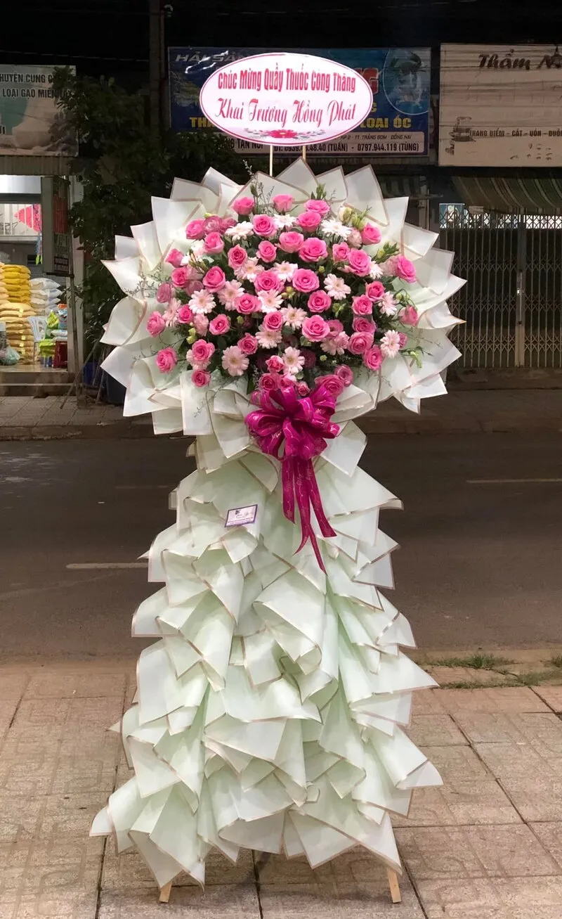 Kệ hoa khai trương một tầng giá rẻ