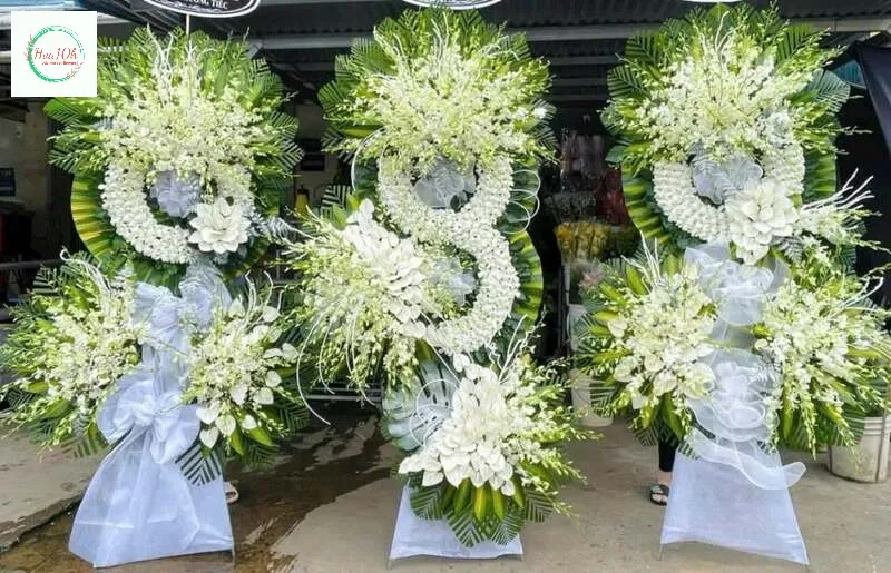 Hoa10h Đà Nẵng chuyên cung cấp hoa đám tang giúp gửi gắm trọn vẹn tình cảm của người tặng
