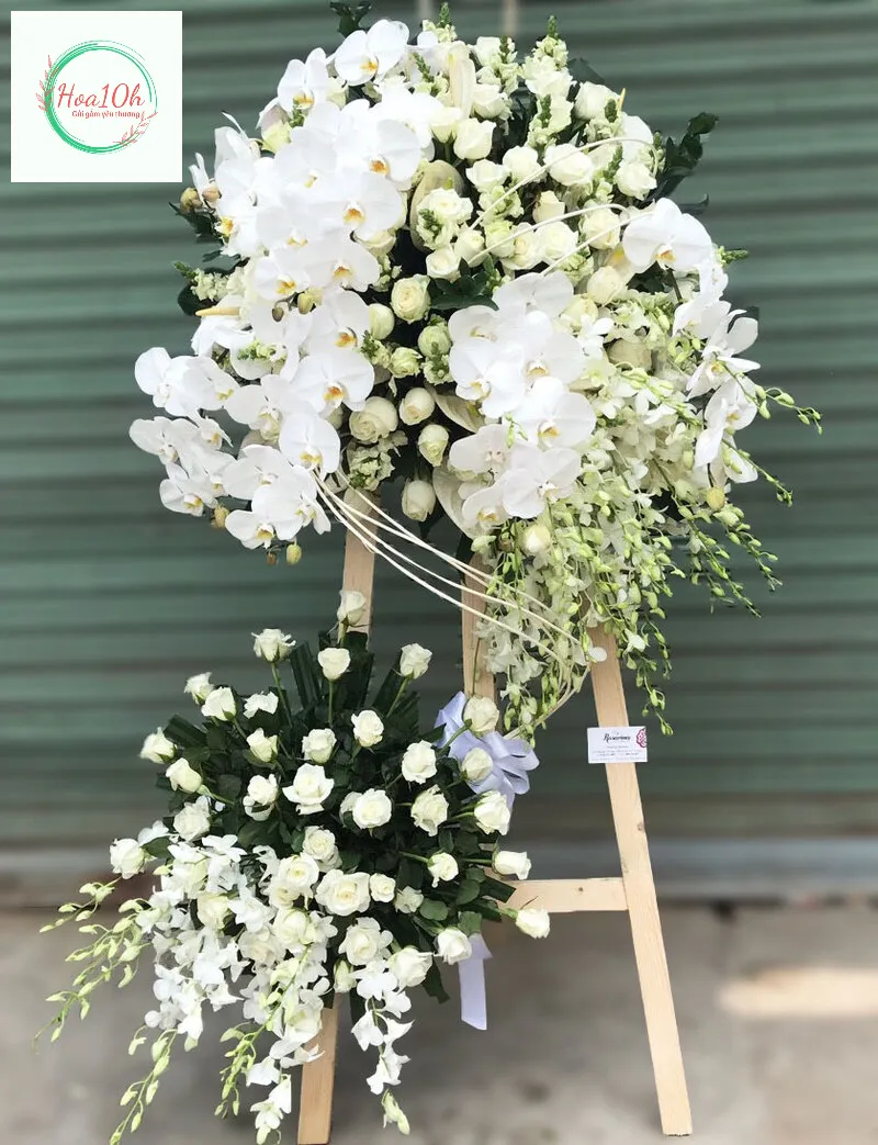 Hoa hồng trắng thể hiện sự tôn kính, tiễn người đến đoạn đường cùng